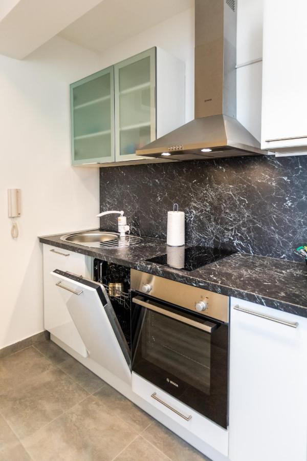 Mb Apartment ซูโบติกา ภายนอก รูปภาพ