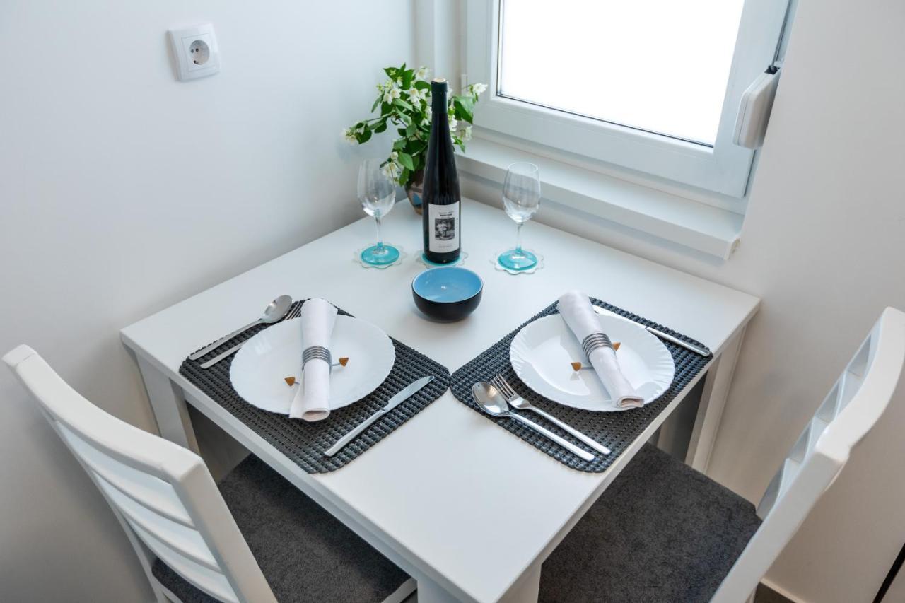 Mb Apartment ซูโบติกา ภายนอก รูปภาพ