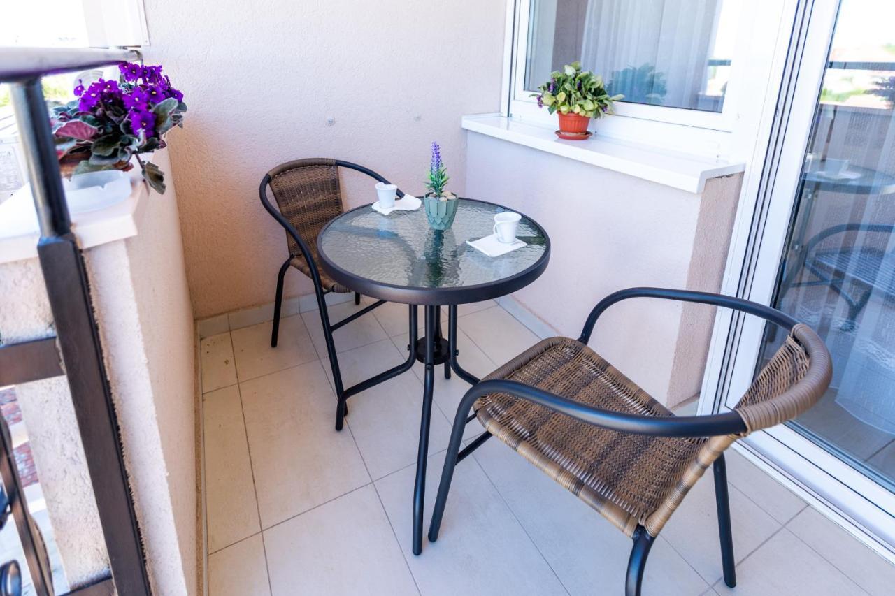 Mb Apartment ซูโบติกา ภายนอก รูปภาพ